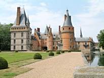 Maintenon castle